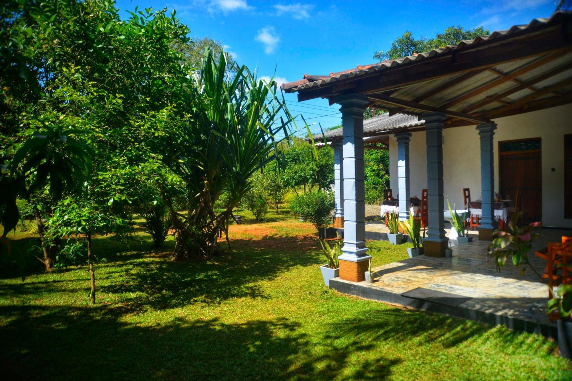 Tropical Garden Pidurangala Privatunterkunft
