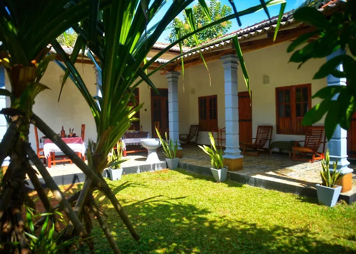 Tropical Garden Homestay Pidurangala